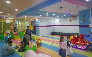 10 Things to Do at a City Centre Mall besides Shopping